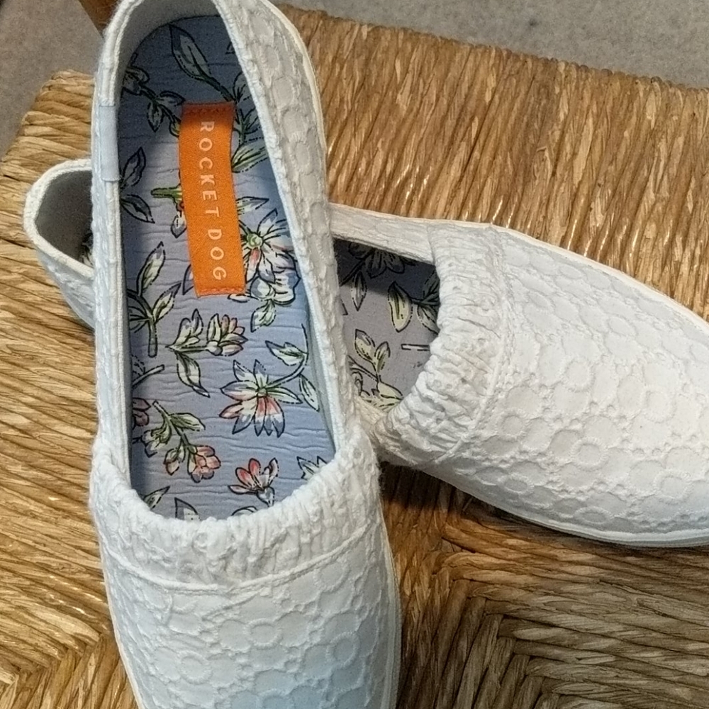 Rocket Dog Slip on Shoes 8